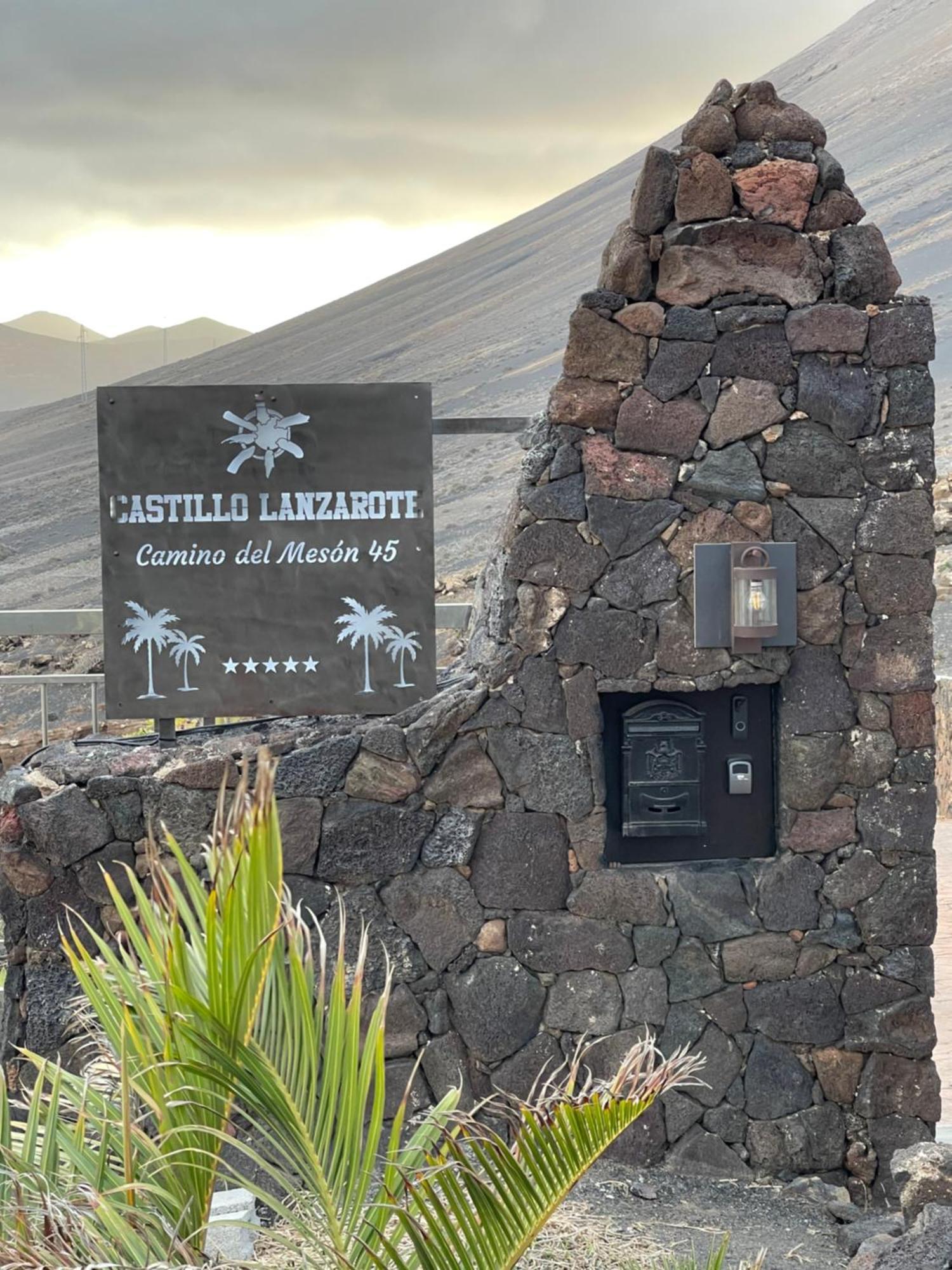 La Asomada  Castillo Lanzarote Villa Winni - Luxury Villa - Pet Friendly With Heated Pool מראה חיצוני תמונה