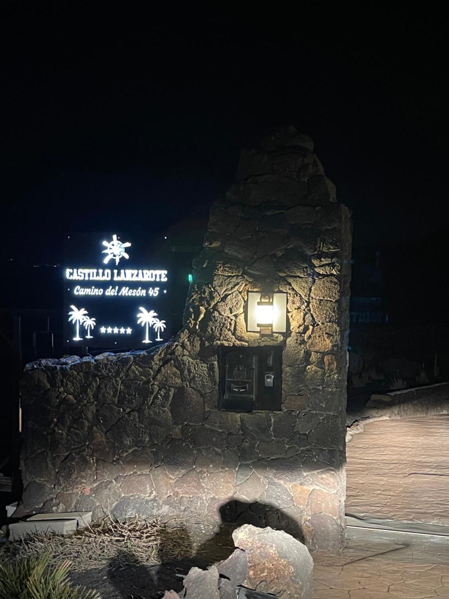 La Asomada  Castillo Lanzarote Villa Winni - Luxury Villa - Pet Friendly With Heated Pool מראה חיצוני תמונה