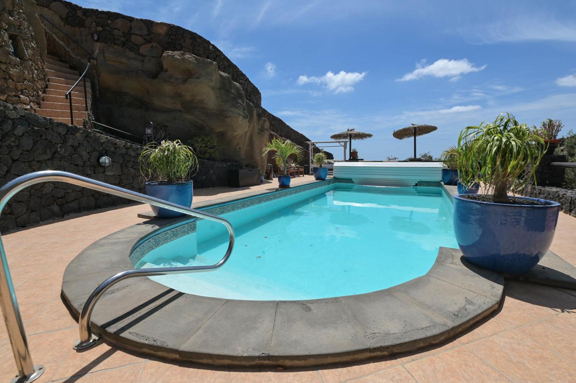 La Asomada  Castillo Lanzarote Villa Winni - Luxury Villa - Pet Friendly With Heated Pool מראה חיצוני תמונה