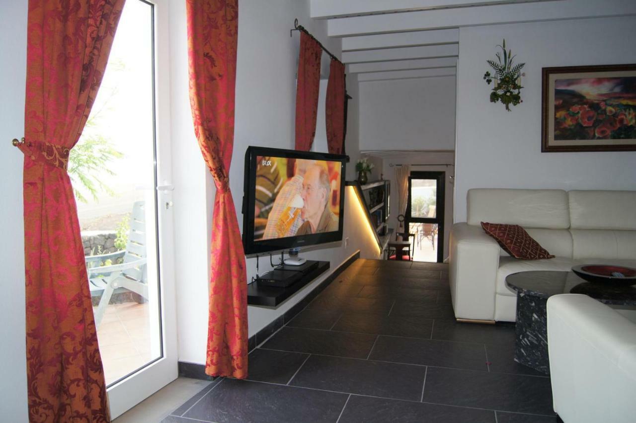 La Asomada  Castillo Lanzarote Villa Winni - Luxury Villa - Pet Friendly With Heated Pool מראה חיצוני תמונה